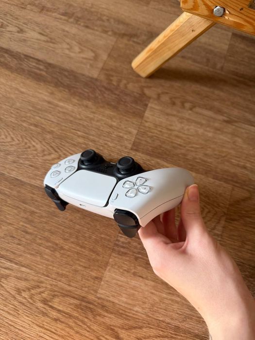 Продам PlayStation 5