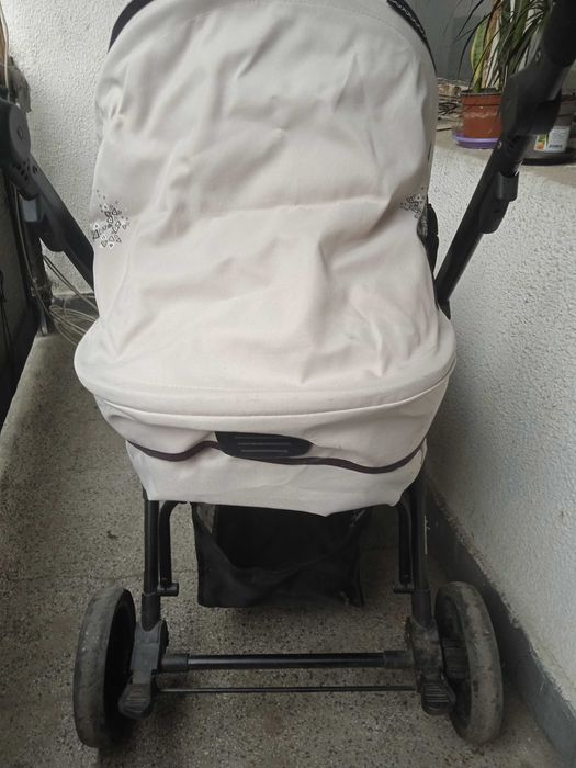 Детска количка ANGIE CANGAROO