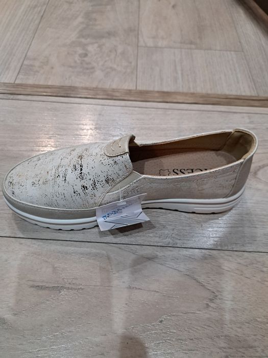 Дамски обувки  36 номер нови