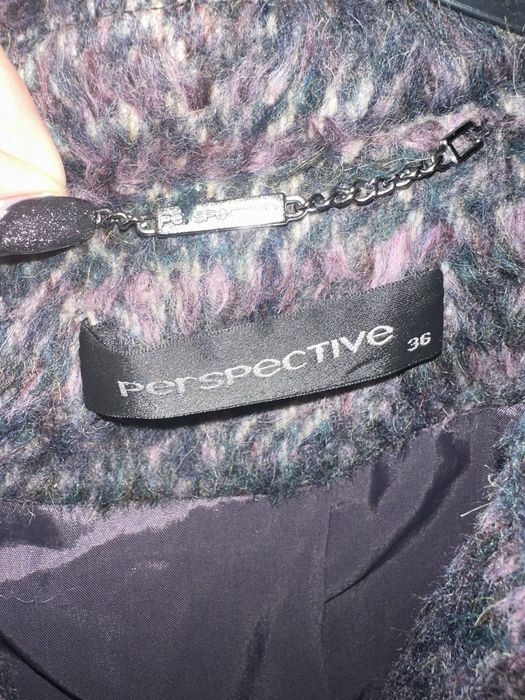 Красиво дамско палто с 50% вълна