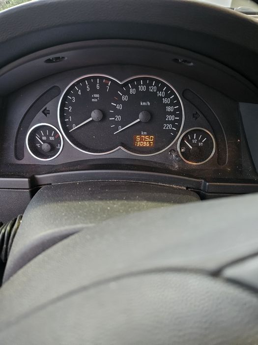 Opel Meriva an 2003 motor 1.6 benzina