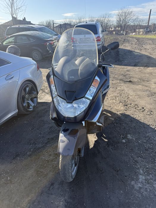 Aprilia atlantic 500