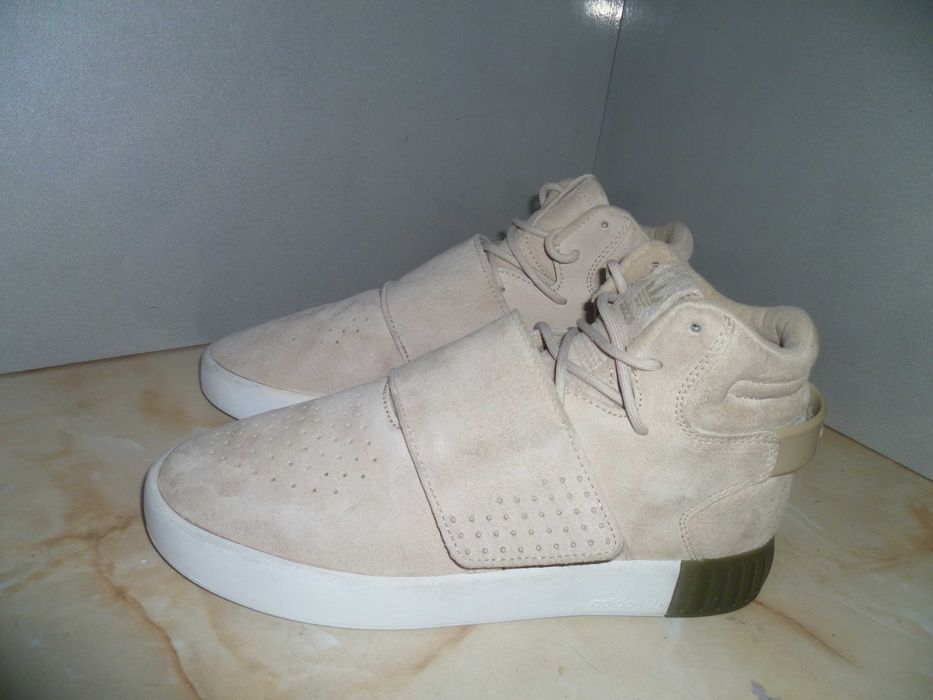 ADIDAS боти №38.