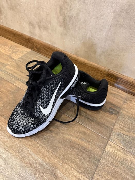 Маратонки Nike Air max