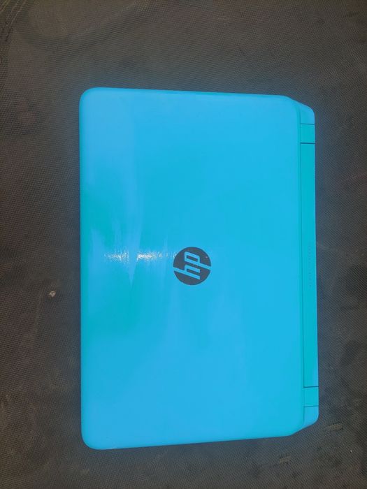 Laptop HP Pavilion i3,