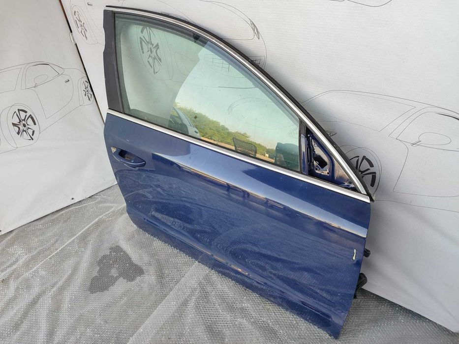 Ușă Față Dreapta Skoda Superb B6 3T Break Albastru Z5 / F5A 3T0831056 2010 / [2008-2015] / (11V)