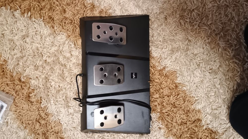 Vând volan pxn v9 550 lei