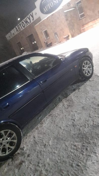 Продам опель вектора б