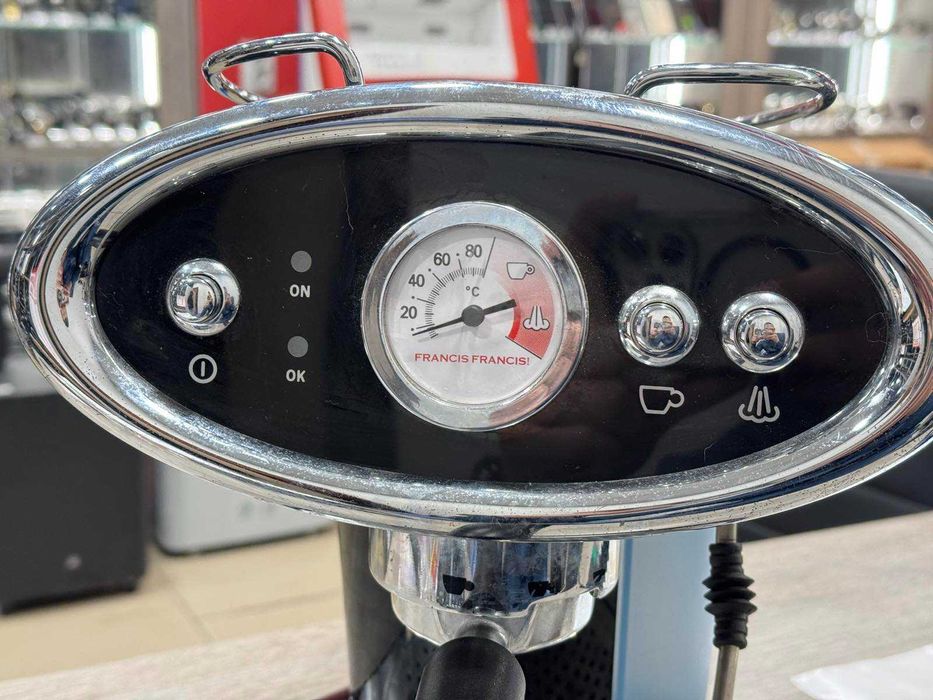 Кафе Машина - Francis