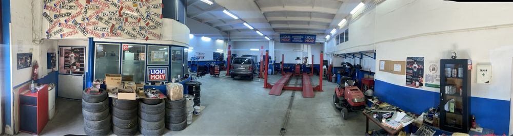 CLĂDIRE (casă+spații comerciale)