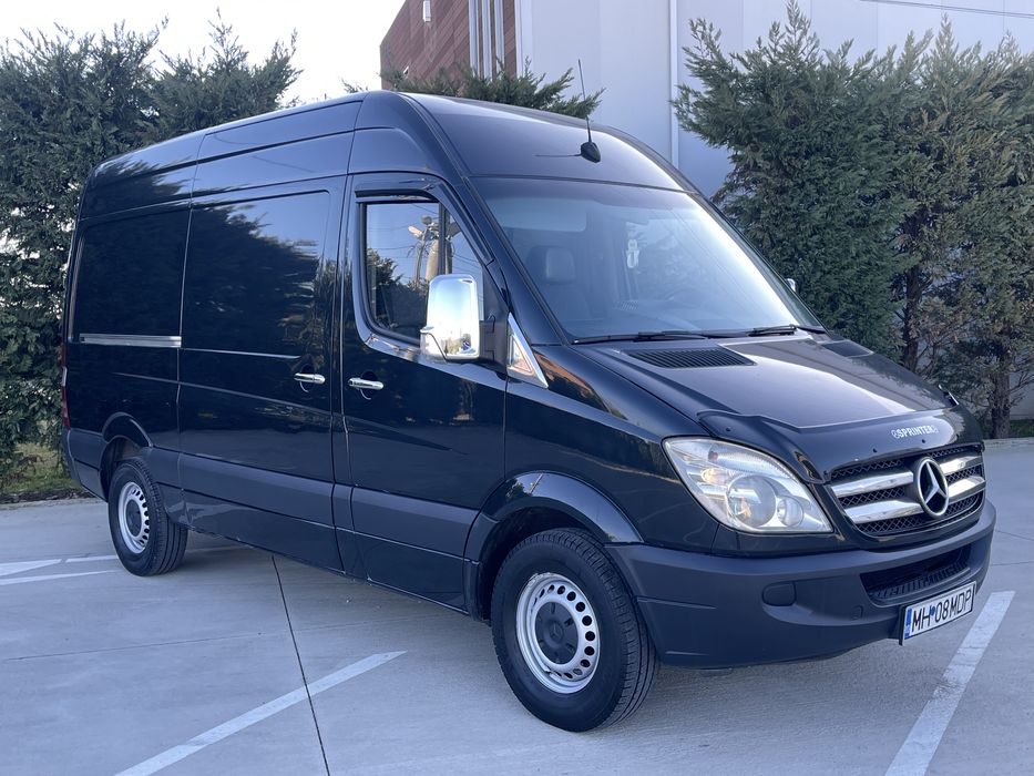 Mercedes Sprinter 215 CDI 150 cp Automat