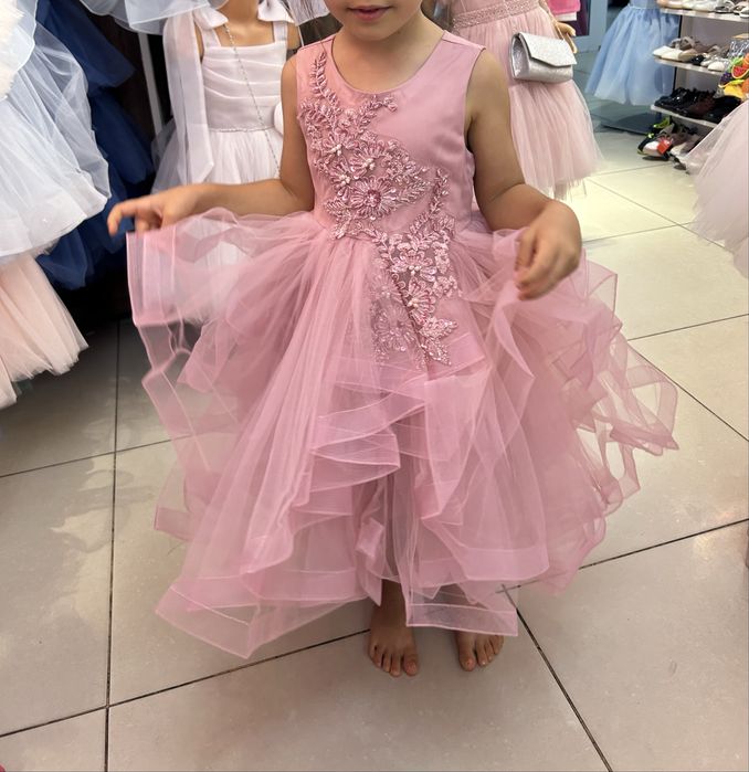 Rochie eleganta fetite