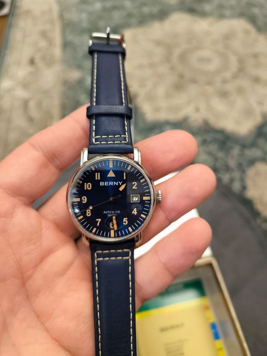 Наручные часы Berny Pilot. Новые.