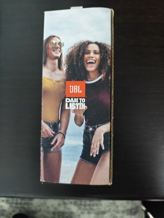 Продам колонку JBL Clip 5