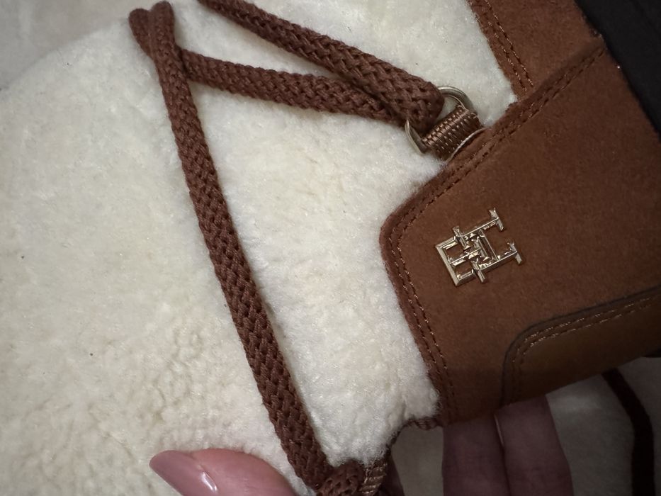 Ghete Tommy Hilfiger 37