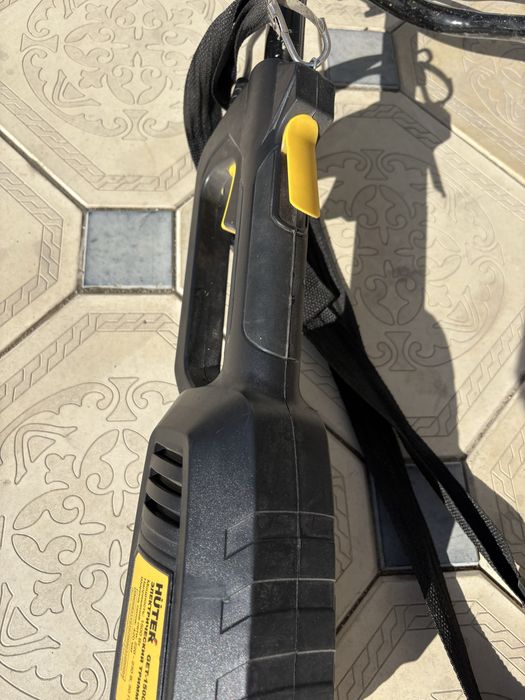 Продам триммер новый