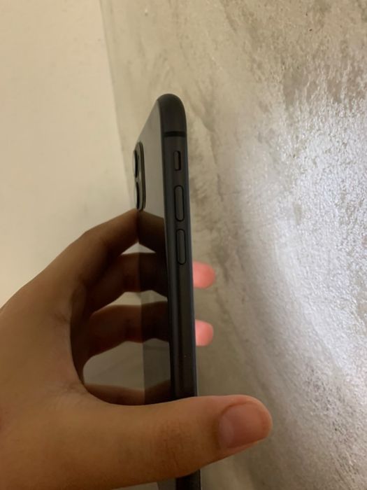 De vanzare IPhone 11-256GB