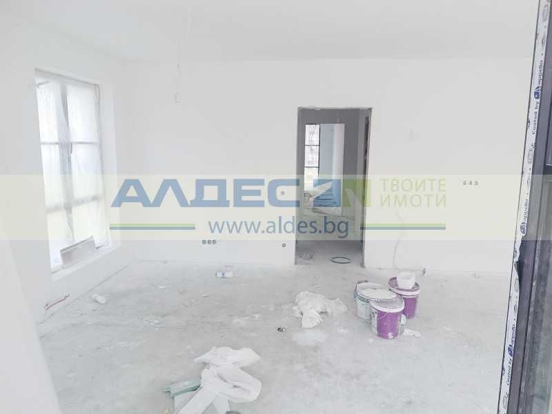 Продава се Тристаен апартамент в София, Лагера - 150 кв.м за 2600 €/кв.м - Снимка #1