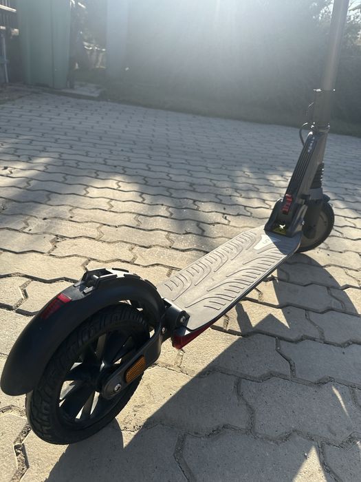 Trotinetă electrică E-TWOW Booster ES – stare foarte bună