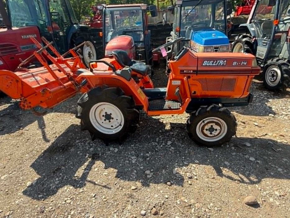 Трактор KUBOTA B1-14 4x4