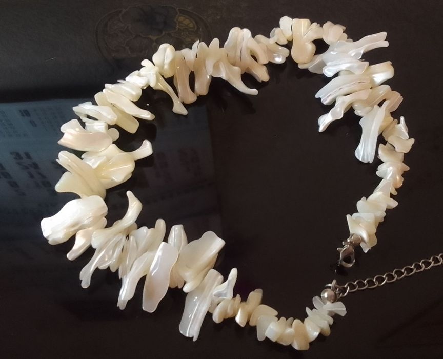 Бижутерия разная.