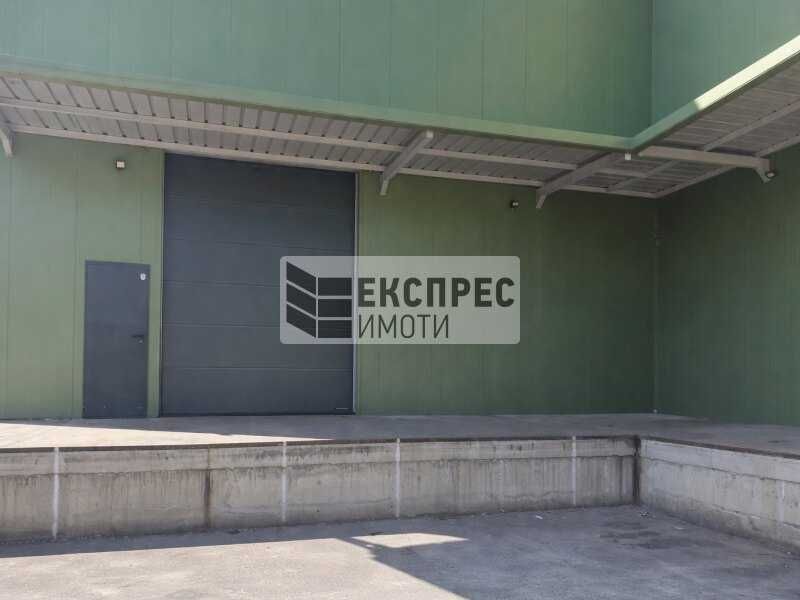 склад под наем, 1 дкр , в района на ЗПЗ