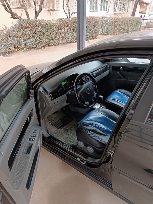 Chevrolet  Gentra qora 3 pozitsiya