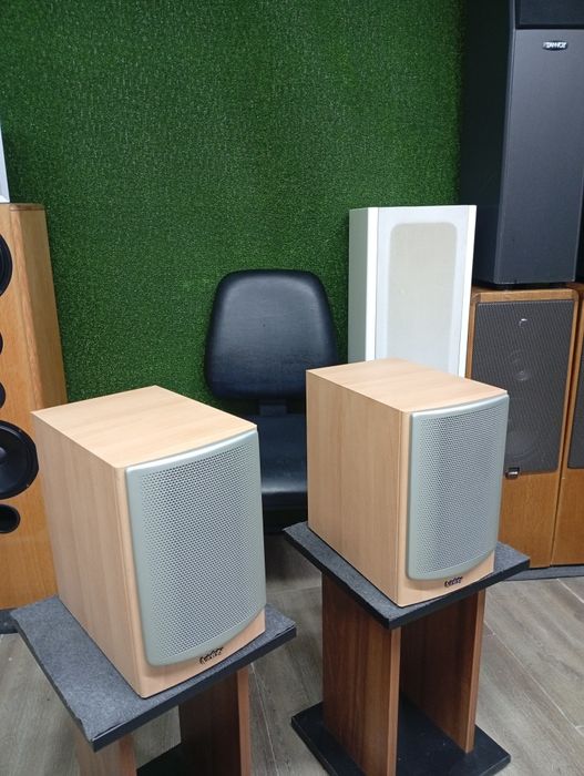 Тонколони Infinity Beta 10