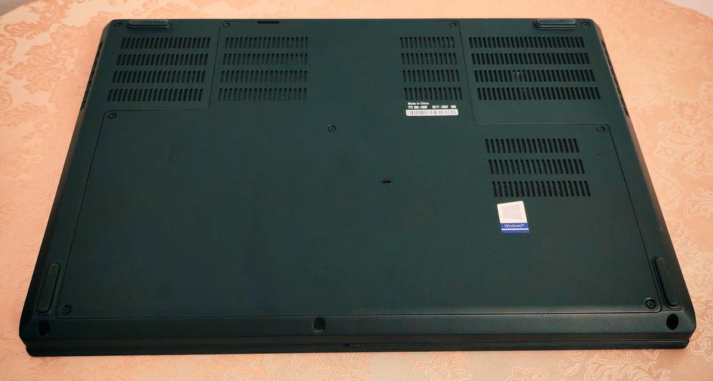 NVIDIA Quadro T1000 4GB DDR5/Intel Core i7-9400H/16GB RAM/256GB SSD NVMe/15.6 Full HD IPS/Lenovo ThinkPad P53 лаптоп WorkStation работна станция