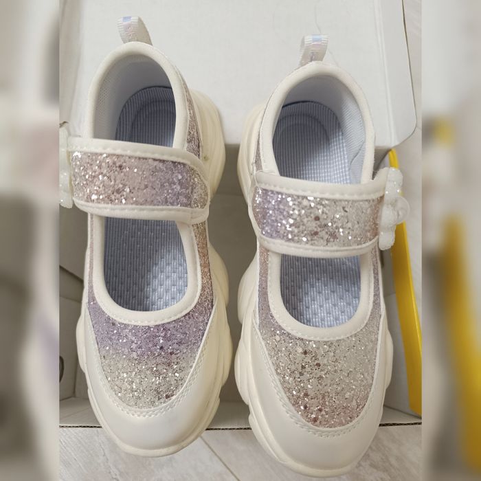 Очень красивая туфли для девочек