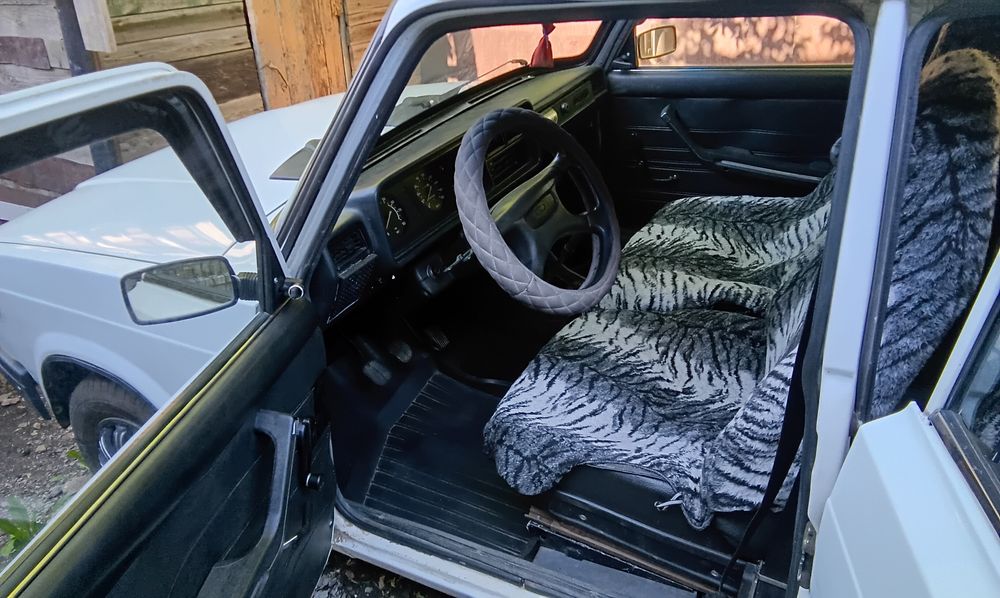 Продам ЛАДА 2107