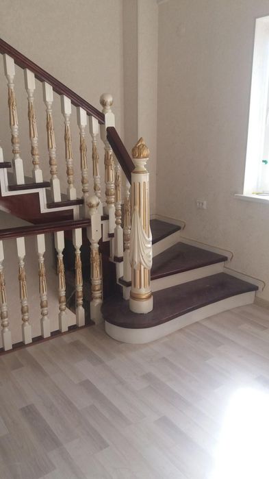 Лестница ясаймиз закасга.