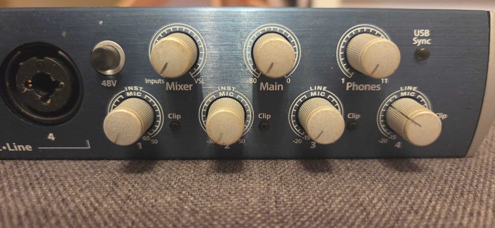 USB звукова карта PreSonus AudioBox 44VSL