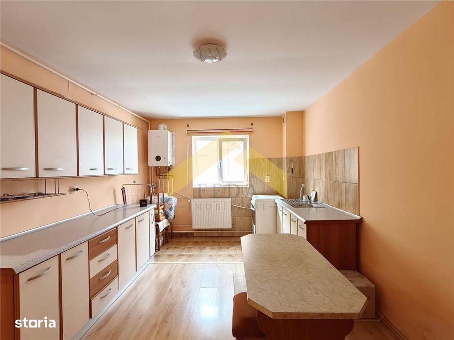 Apartament 2 camere de vanzare zona Lipovei
