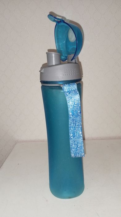 Bidon de apă sport.