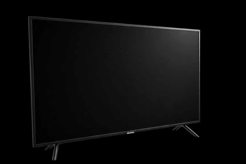 Samsung 43” UHD – jumătate ecran OK / jumătate defect