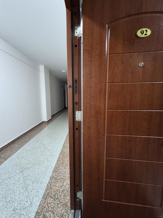 Входная дверь Италия