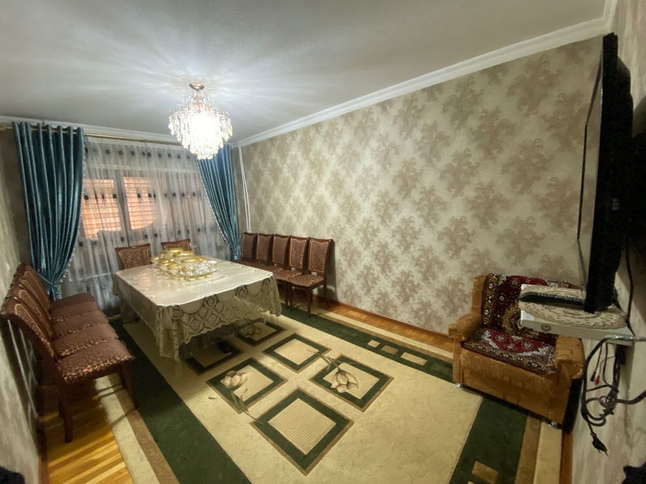 Квартира 3-х комнатная на Карасу 6