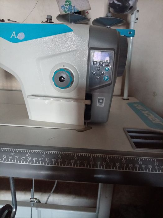 Tikiv mashinasi sotiladi