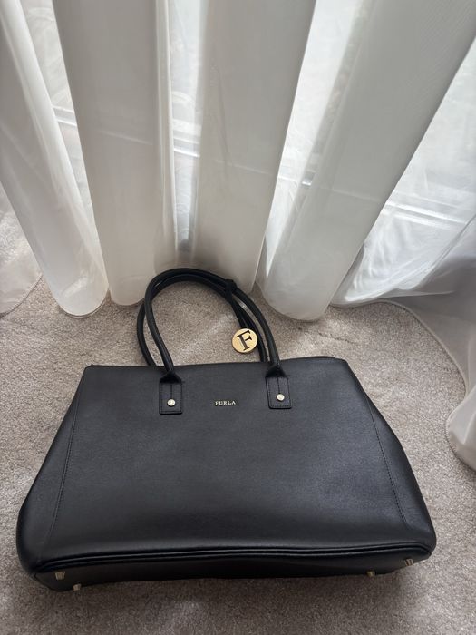 Чанти отигинални  Furla, Valentino
