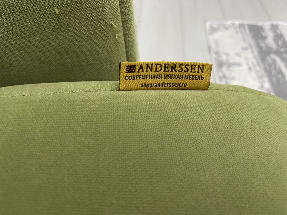 продам россиский диван ракушка