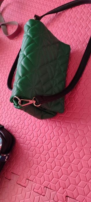 Чанти различни цветове