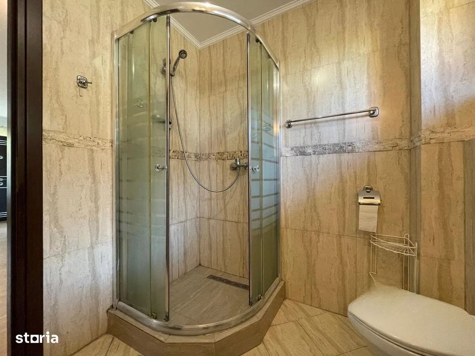 Apartament 3 camere, parcare, strada privata imobil tip vila,Buna Ziua