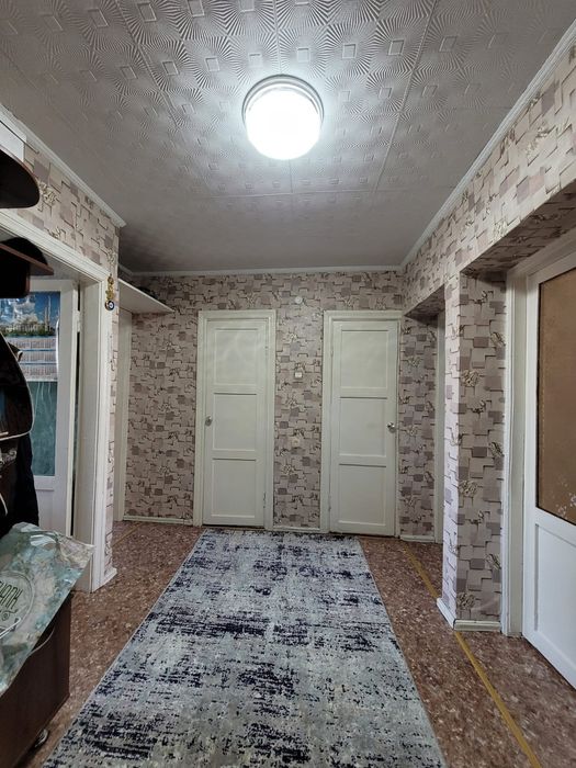 Продается 3 комнатная район Пристань!