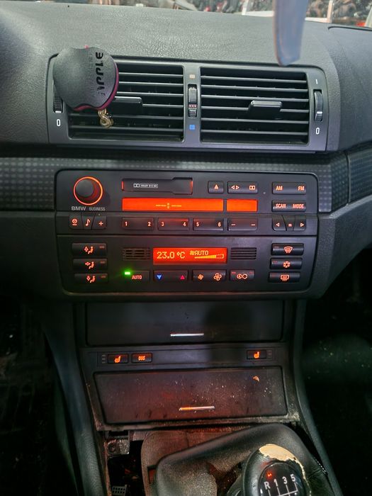 BMW 316i e46 (на части)