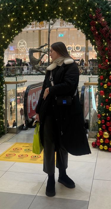 Продам парку- пуховик, пух