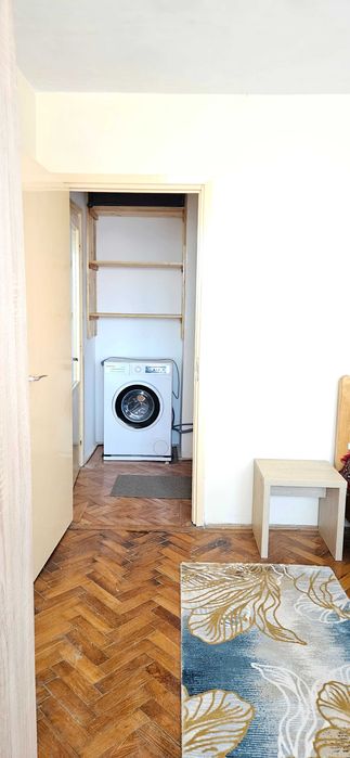 2 camere chirie Campina