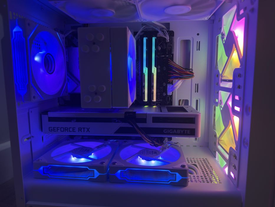 Белый системный блок Core i5 14400F