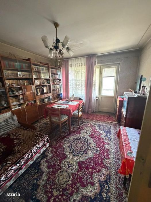Apartament 73mp cu 3 camere decomandat, 1 Mai vizavi de Spitalul Nr 1 — fotografia 1