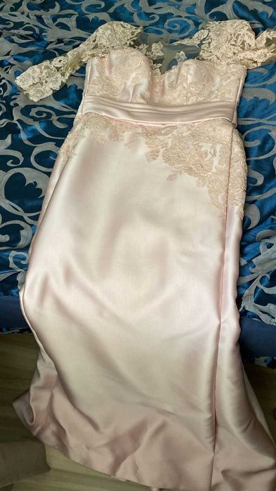 Продам платье для праздничное мероприятия